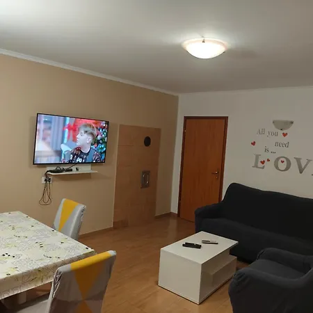 In Family House Linda Appartement