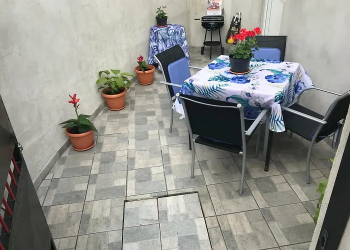 In Family House Linda *